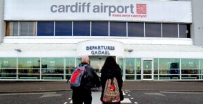 Μηχανική Κομποστοποίηση στο Αεροδρόμιο του Cardiff